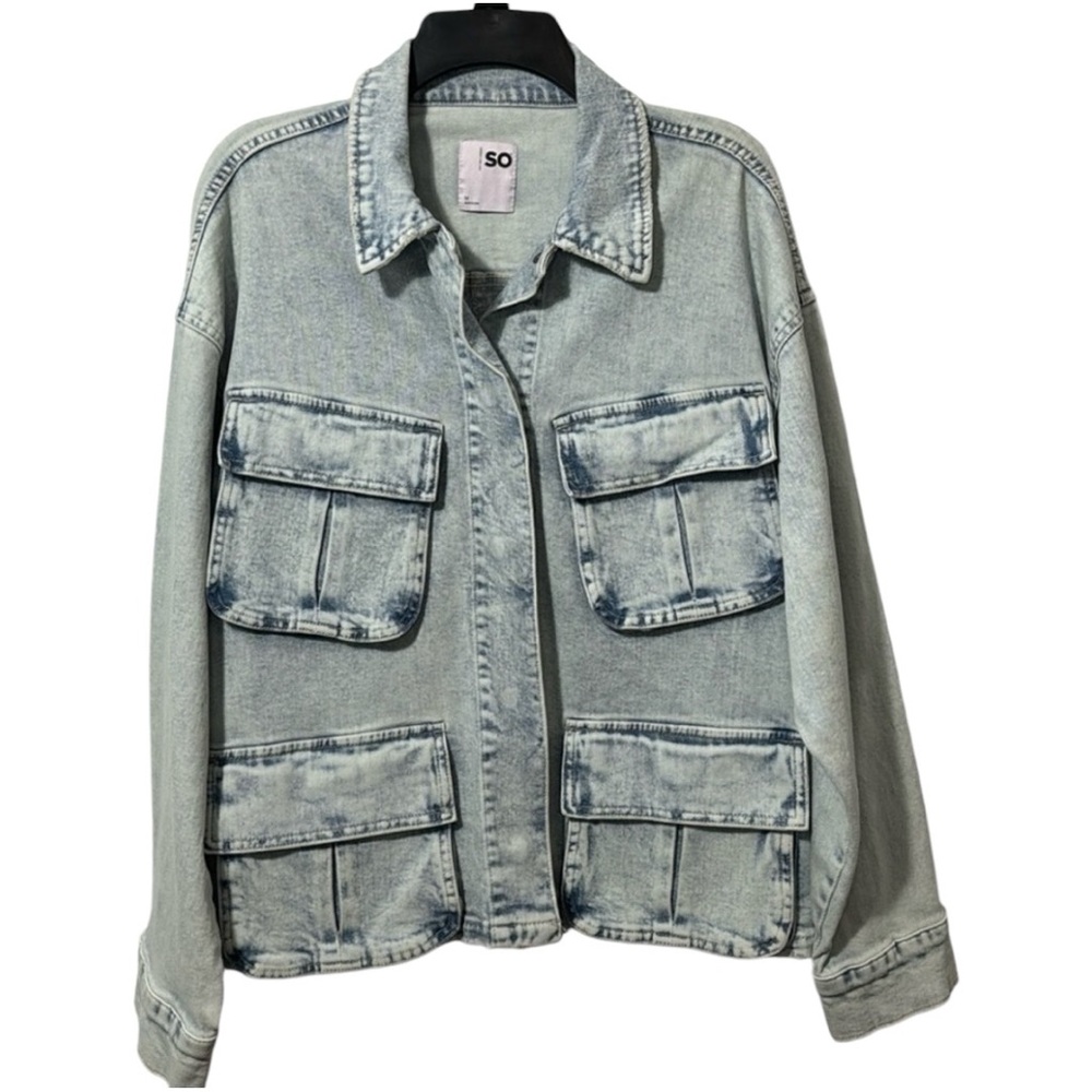 NWT SO Light Blue Denim Jean Jacket in Size M